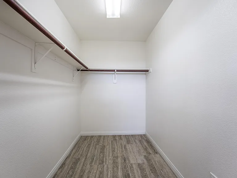 4828 Whisper Lake Ave — Photo 22
