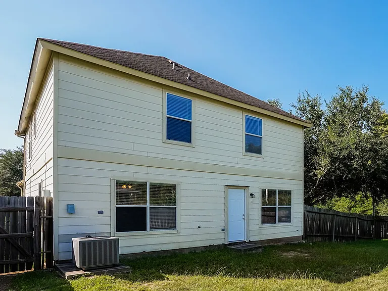 20826 Bonham Park Ln — Photo 17