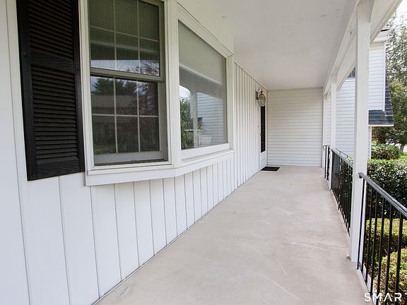 4th image of 6 Kerr Farm Road