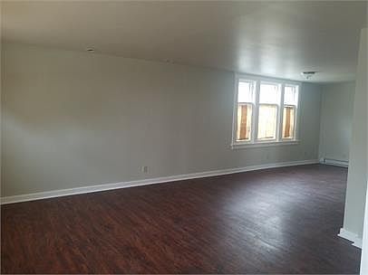 4th image of 120 Central Ave