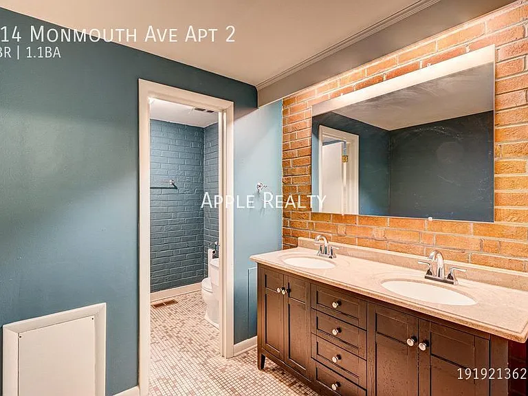 914 Monmouth Ave #2 — Photo 12