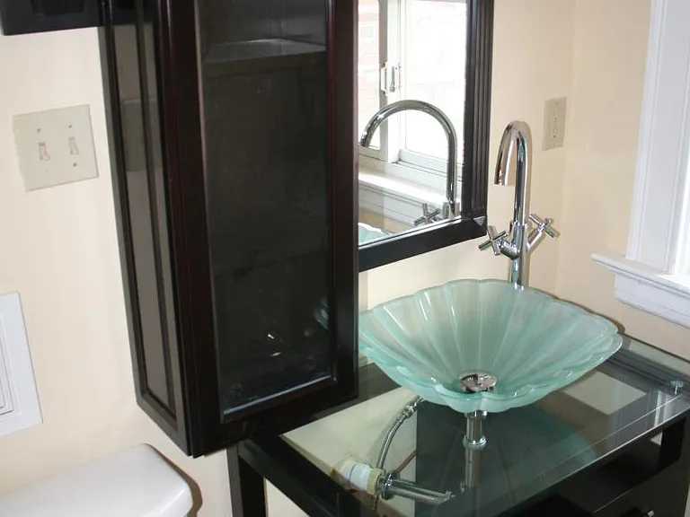 300 McGregor Ave #3 — Photo 4
