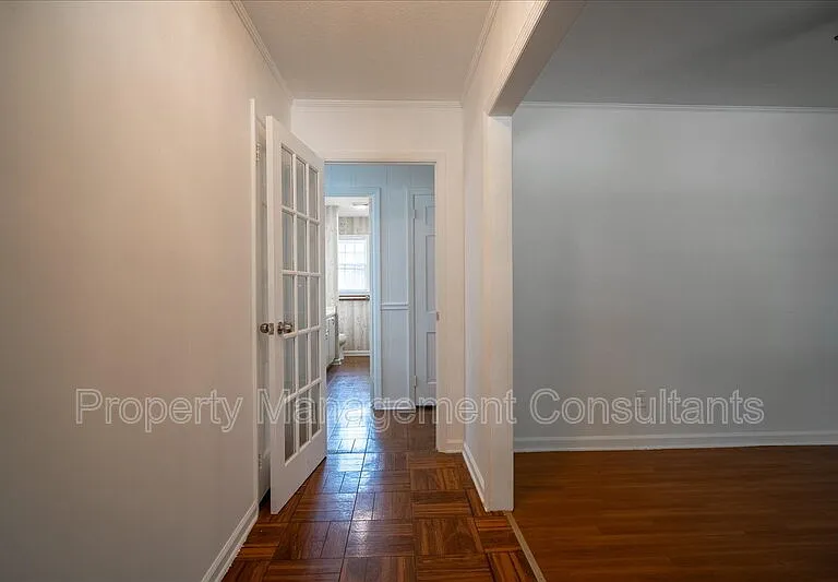 2524 Chickasaw Dr — Photo 8