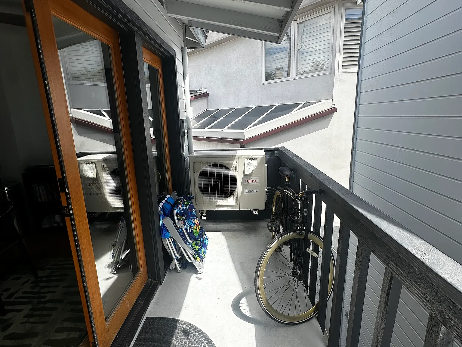 1 bed, 672 sqft, $3,641 — Photo 4