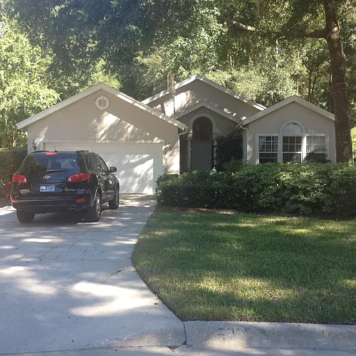 5005 SW 88th Ter Photo 1