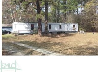 1390 Low Ground Rd, Guyton, GA 31312