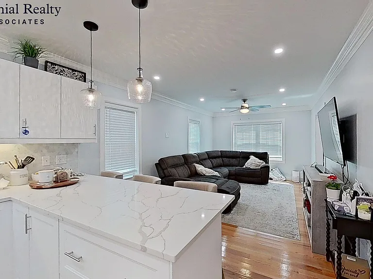 28 Woodrow Ave #2 — Photo 12