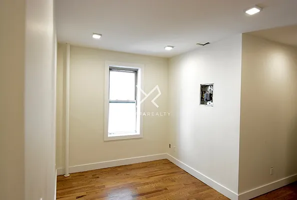 Rented by Yaffa Realty LLC | media 34