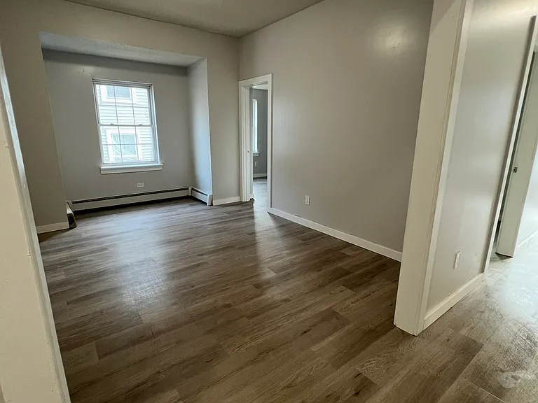 29 Pearl St #A — Photo 2