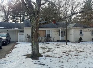 122 Cantrell Ave, Middletown, NY 10940