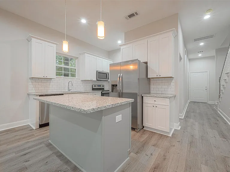 2528 S Texas Ave #A — Photo 16