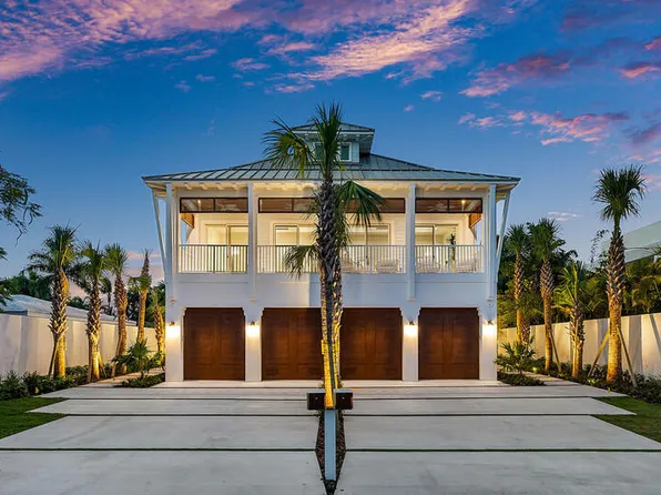 909 Bond Way, Delray Beach, FL 33483