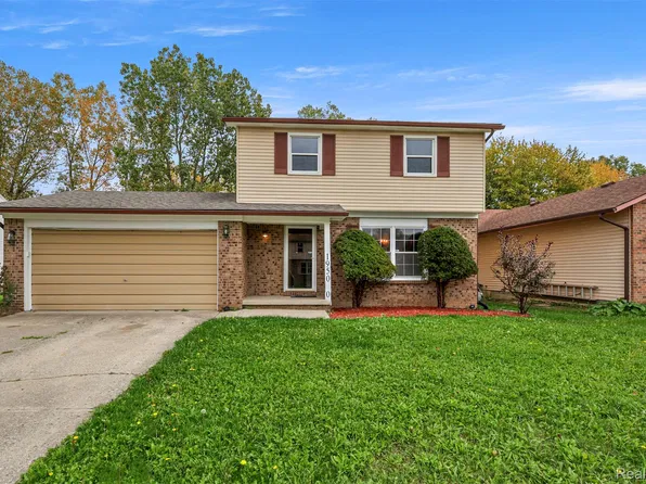 1950 Andover Dr, Ypsilanti, MI 48198