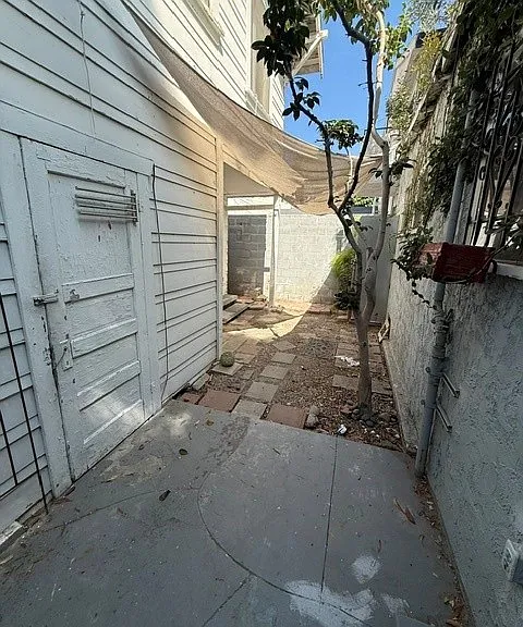 1244 21st St #A-90404 — Photo 11