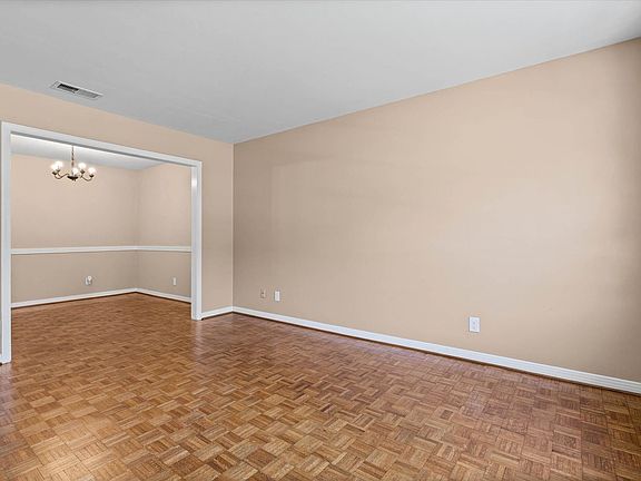 3rd image of 5516 Brightwood Ln