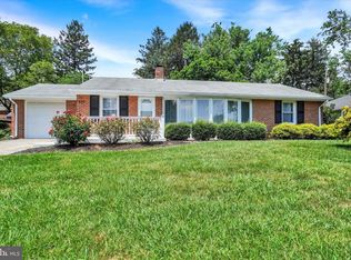 823 Glendale Rd, York, PA 17403