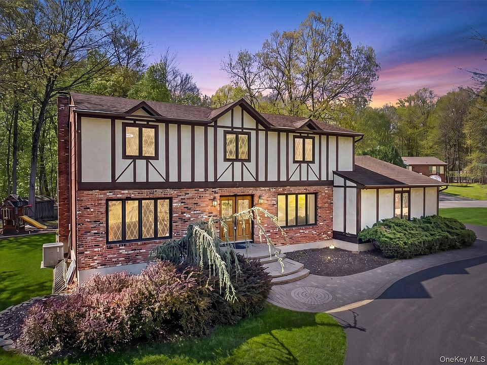 1st image of 7 Bell Court