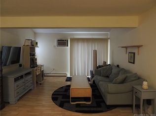 177 Woodland Dr #177, Cromwell, CT 06416