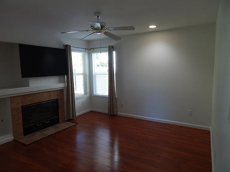 1607 Pastal Way — Photo 17