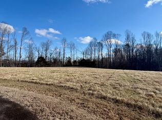 162 Douglas Dr, Russell Springs, KY 42642