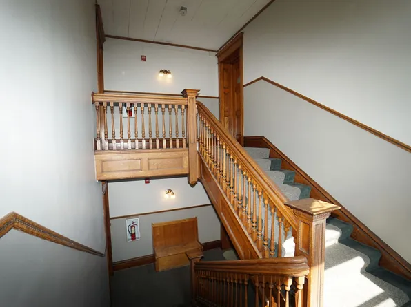 St. Albans Apartments