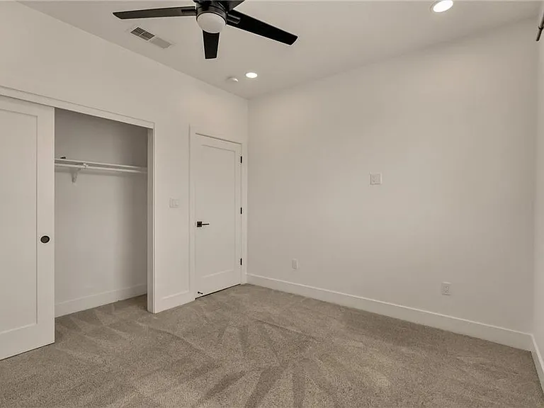 5655 Cathy Ln — Photo 15