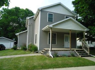 211 Upland Ave, Charlotte, MI