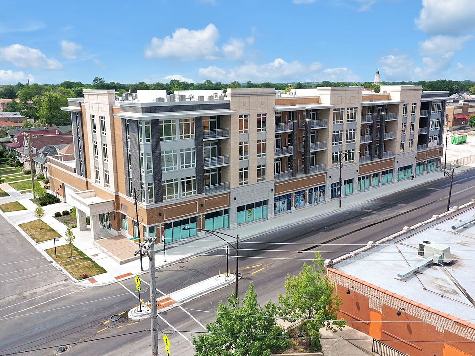 1st image of 4758 N Laramie Ave #403