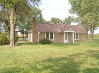 1082 NE State Rte E, Adrian, MO 64720