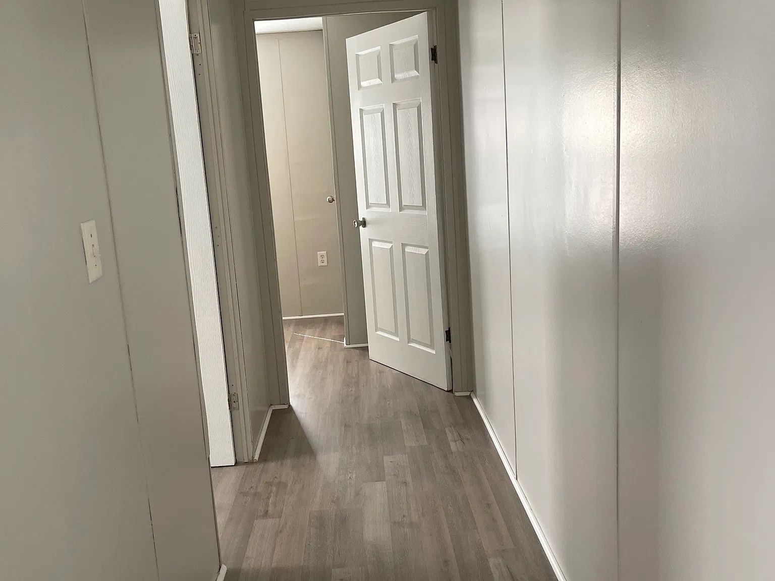 3 bed, 980 sqft, $1,200 — Photo 3