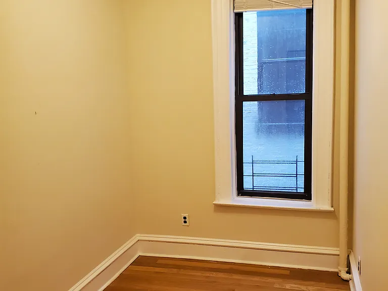 449 3rd St #3R — Photo 24