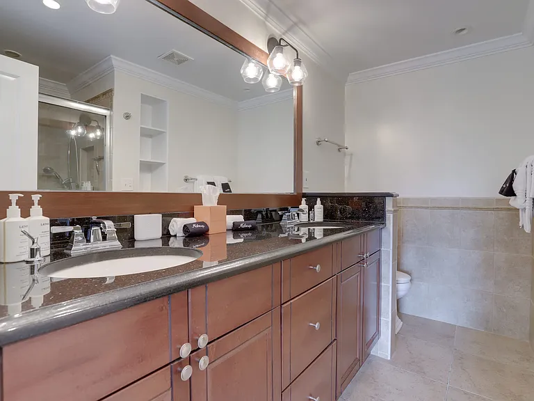 1625 Q St NW #202 — Photo 6
