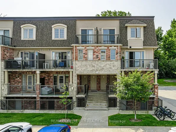 243 Rachel Cres #D, Kitchener, ON N2R 0E2