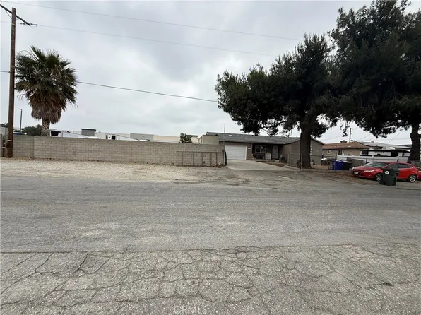 10453 Calabash Ave, Fontana, CA 92337