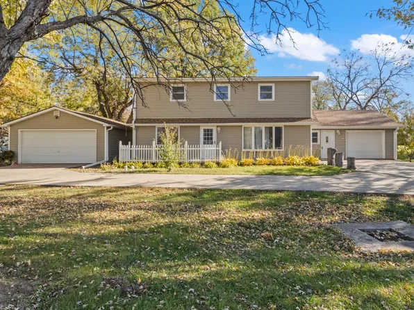 514 S Main St, Chariton, IA 50049