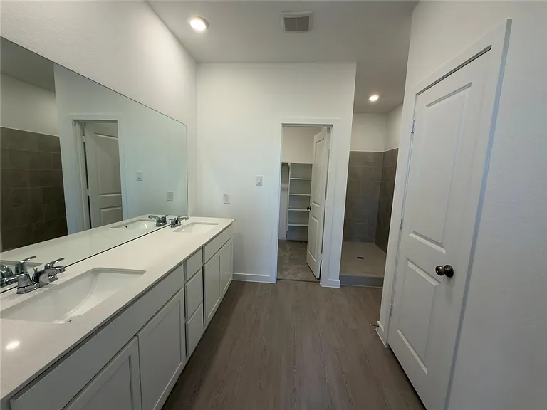7919 Evening Emerald Dr — Photo 20