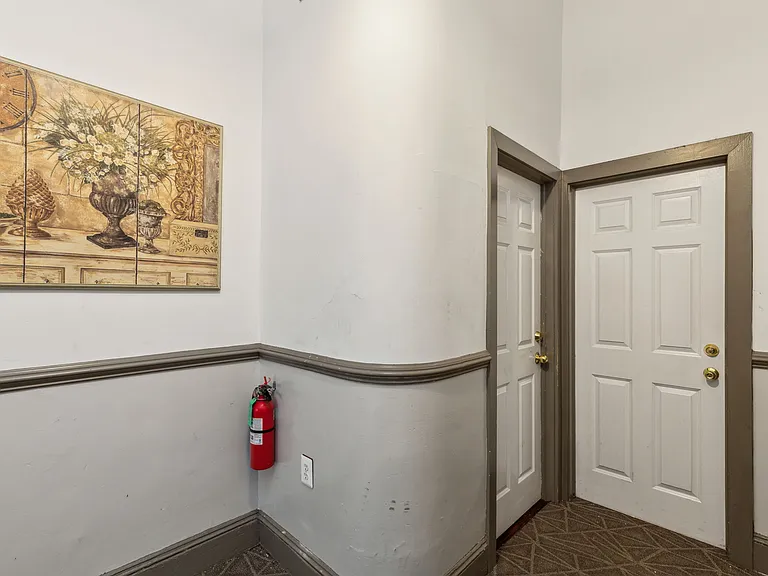 1931 Chestnut St #2D — Photo 9