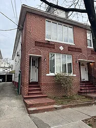 979 East 27th Street