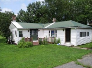 2 Journeys End Ln, Windsor, ME 04363