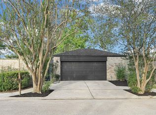 8303 Spring Wind Dr, Houston, TX 77040