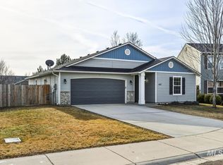 143 E Willow Creek Dr, Middleton, ID 83644