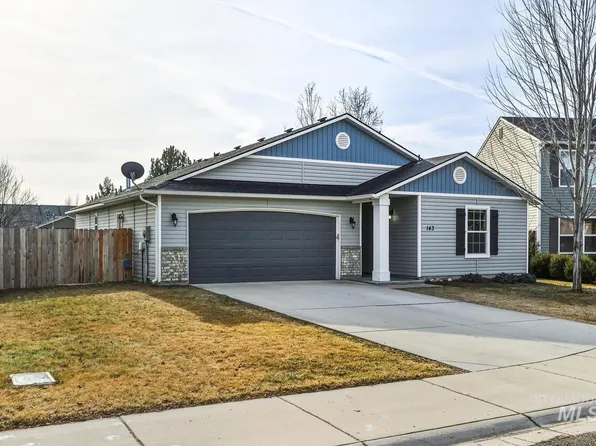 143 E Willow Creek Dr, Middleton, ID 83644