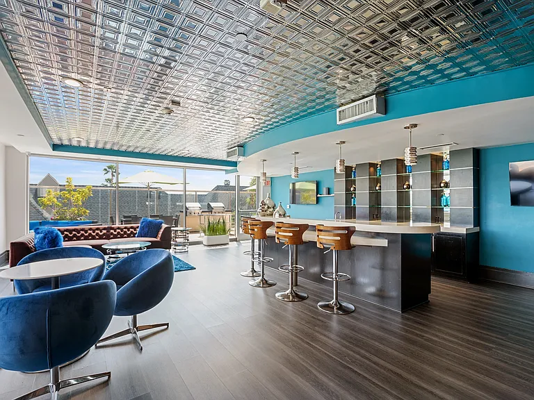 7950 West Sunset Los Angeles, CA Sky Lounge