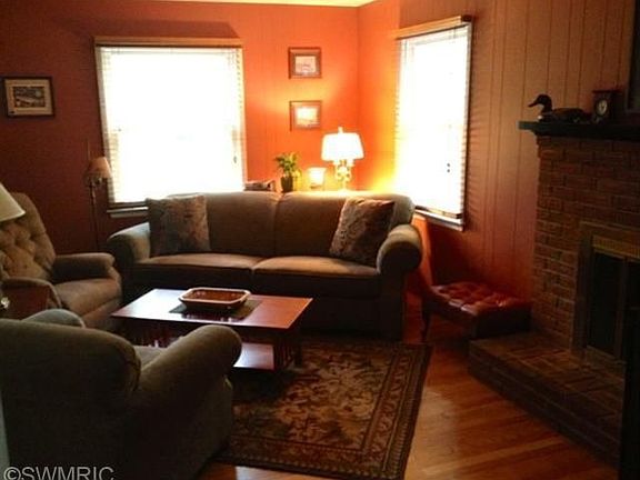 5th image of 3116 Chamberlain Ave SE