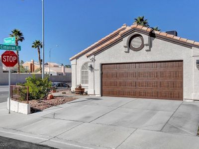 8024 Redskin Cir, Las Vegas, NV, 89145