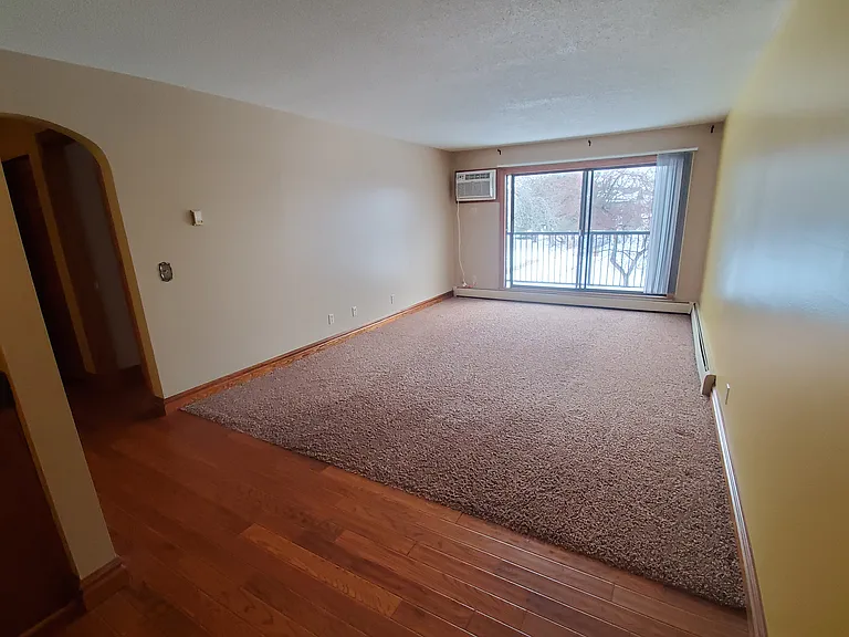 7320 York Ave S #202 — Photo 9