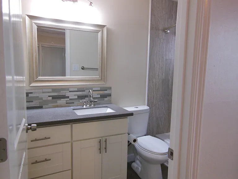 525 Walnut St — Photo 10