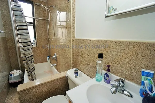 Rented by Universal Realty Group | media 24