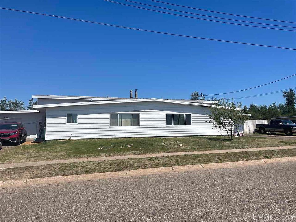 1st image of 121/123 Banshee St