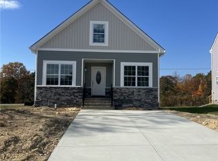 11624 Fort Cosby Dr, Midlothian, VA 23112